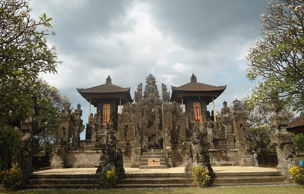 Pura Maduwe Karang